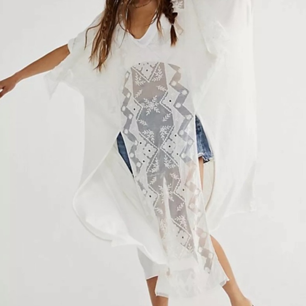 Free People Set The Table Kaftee Coverup XS/S White Lace Embroidery Slit Kaftan